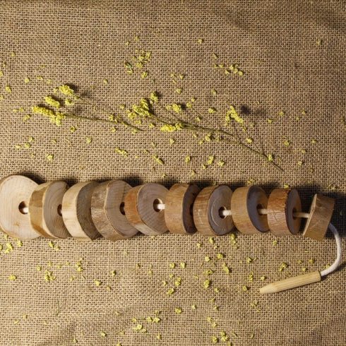 QTOYS - Natural Threading Set